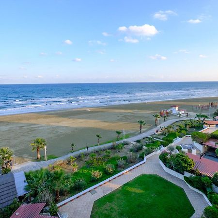 Lazuli Sea View Beachfront Ap 254 Ларнака Экстерьер фото