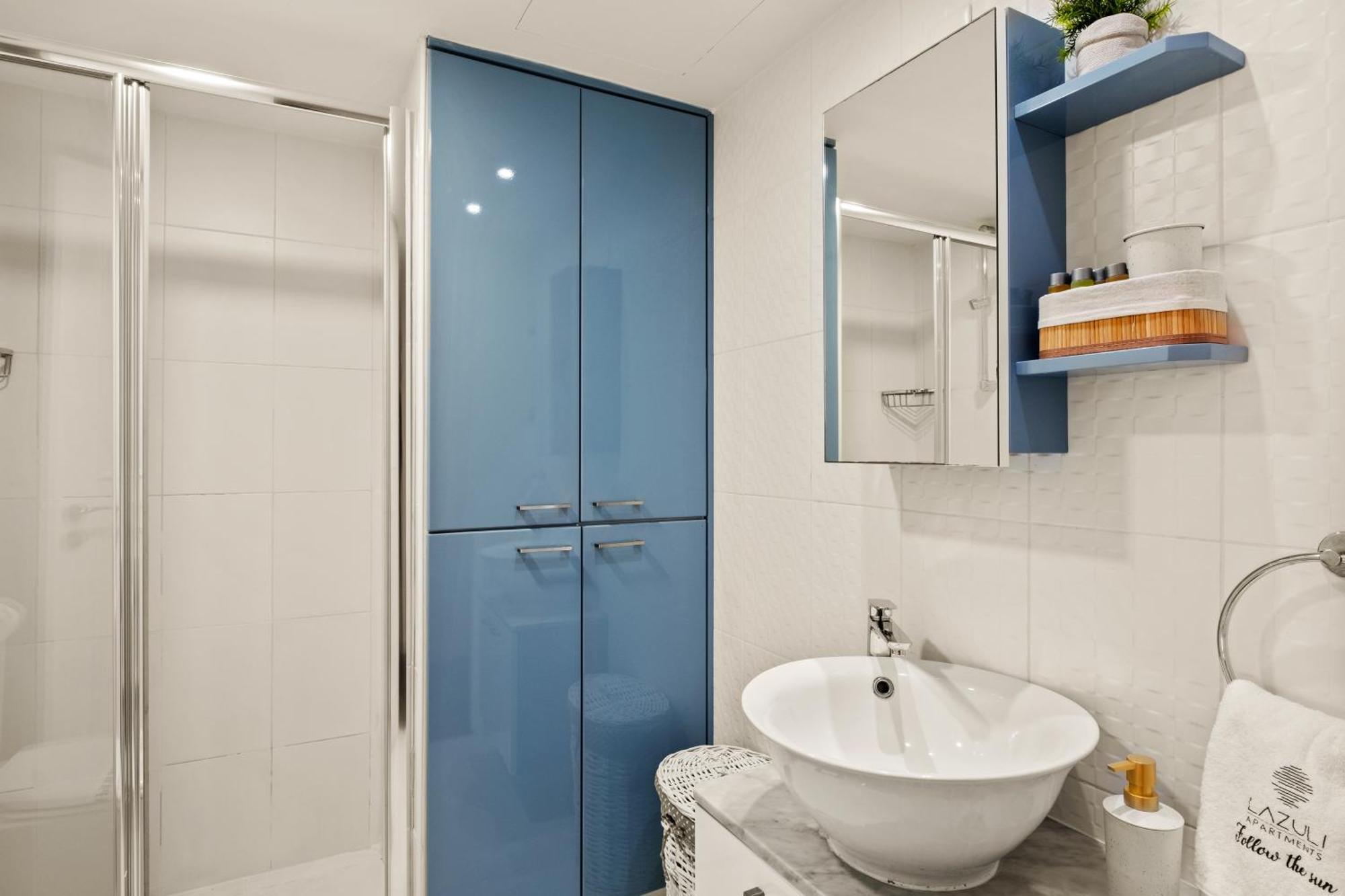 Lazuli Sea View Beachfront Ap 254 Ларнака Экстерьер фото